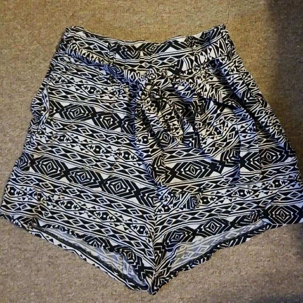 Bekted Short